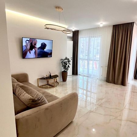Жк Great Britain Apartment Lviv Bagian luar foto