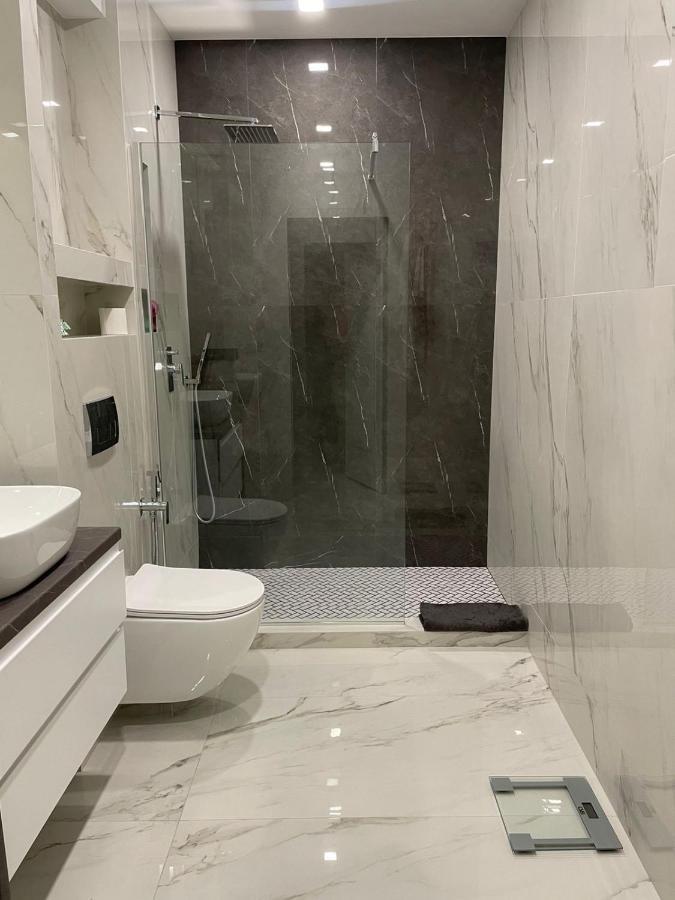 Жк Great Britain Apartment Lviv Bagian luar foto