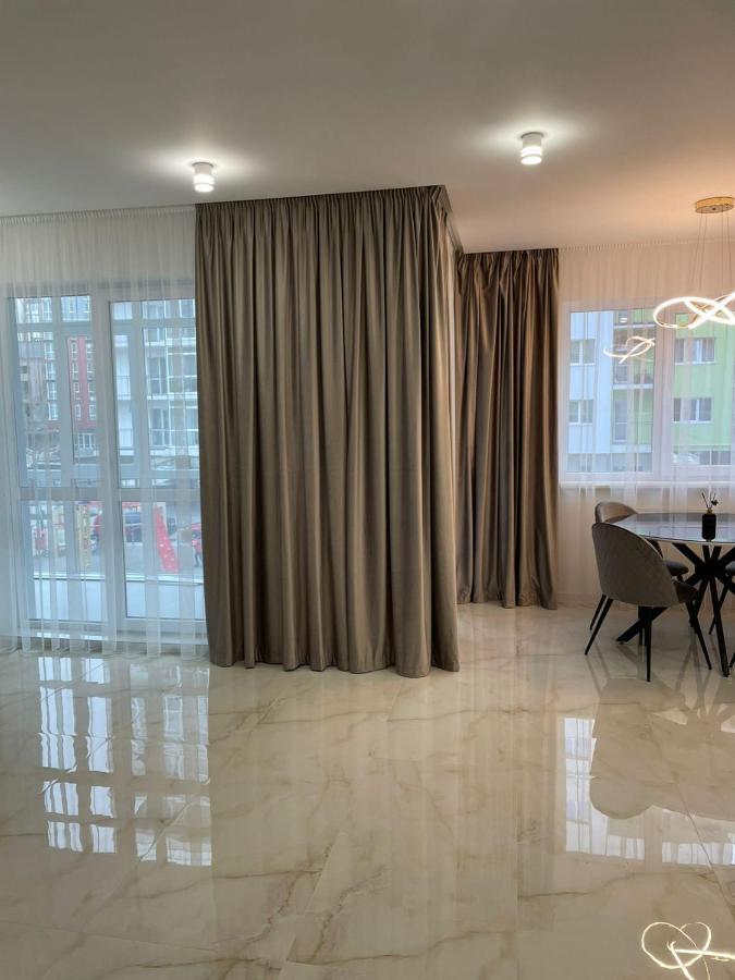 Жк Great Britain Apartment Lviv Bagian luar foto