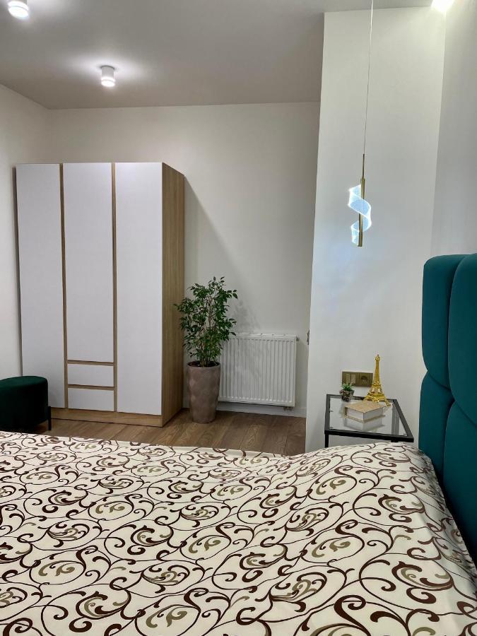 Жк Great Britain Apartment Lviv Bagian luar foto