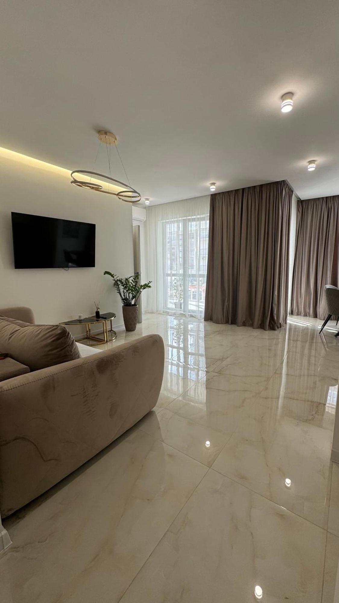 Жк Great Britain Apartment Lviv Bagian luar foto