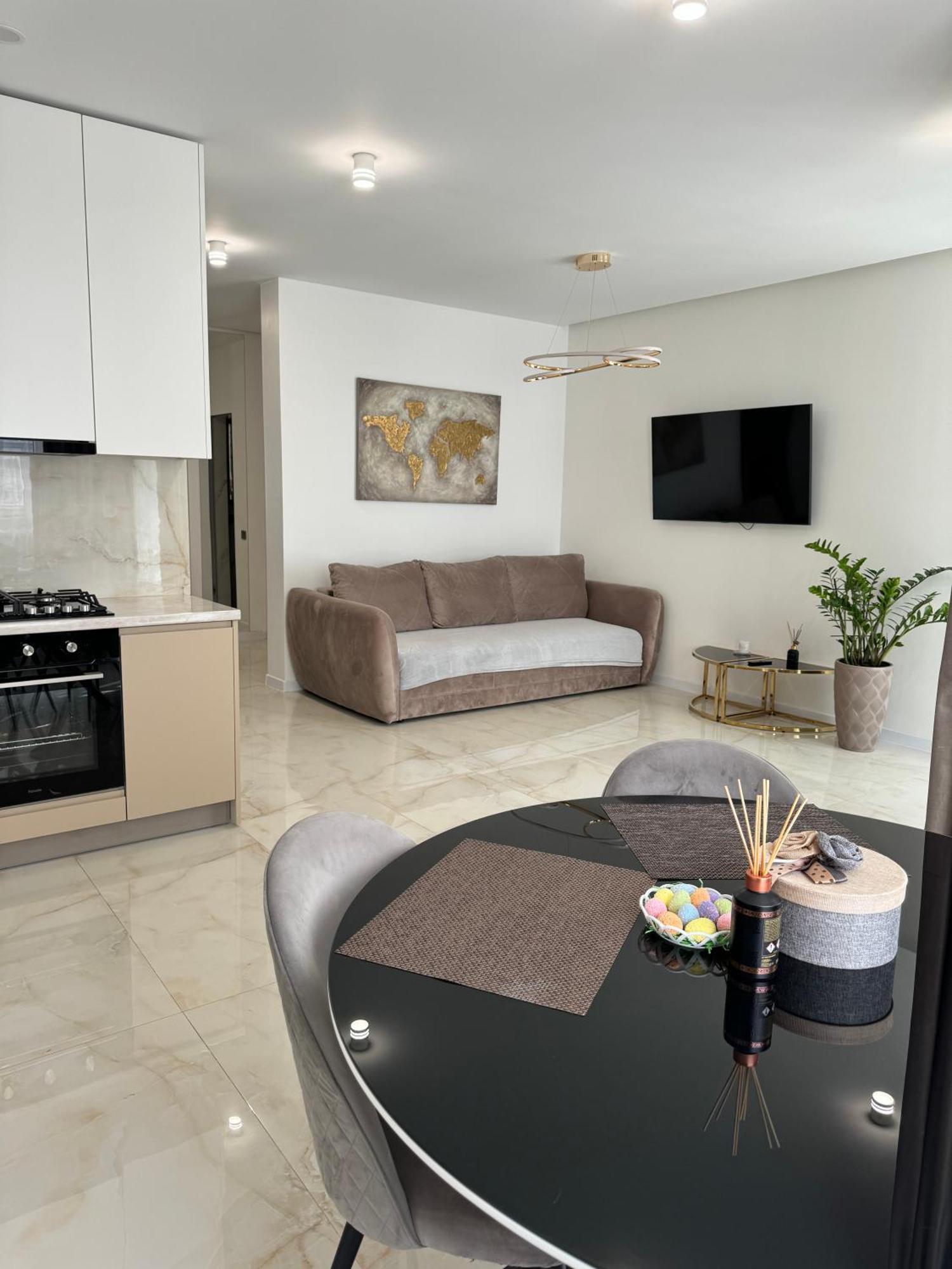 Жк Great Britain Apartment Lviv Bagian luar foto