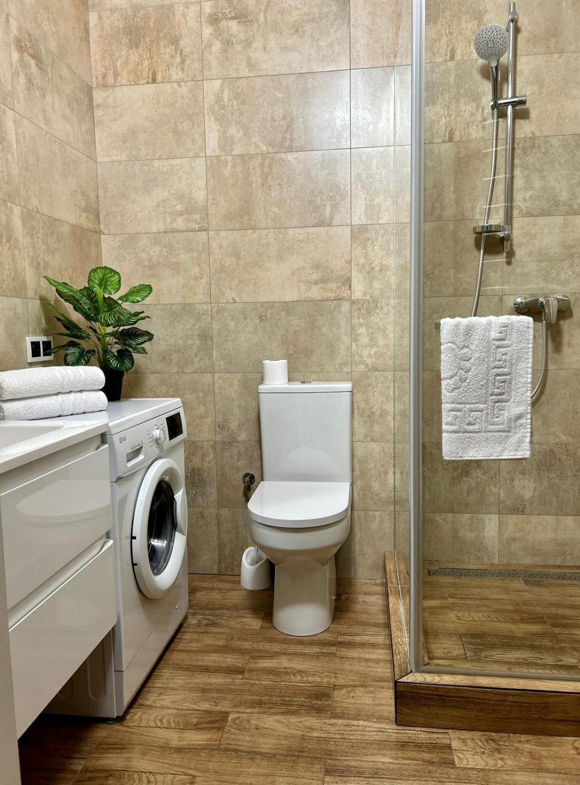 Жк Great Britain Apartment Lviv Bagian luar foto