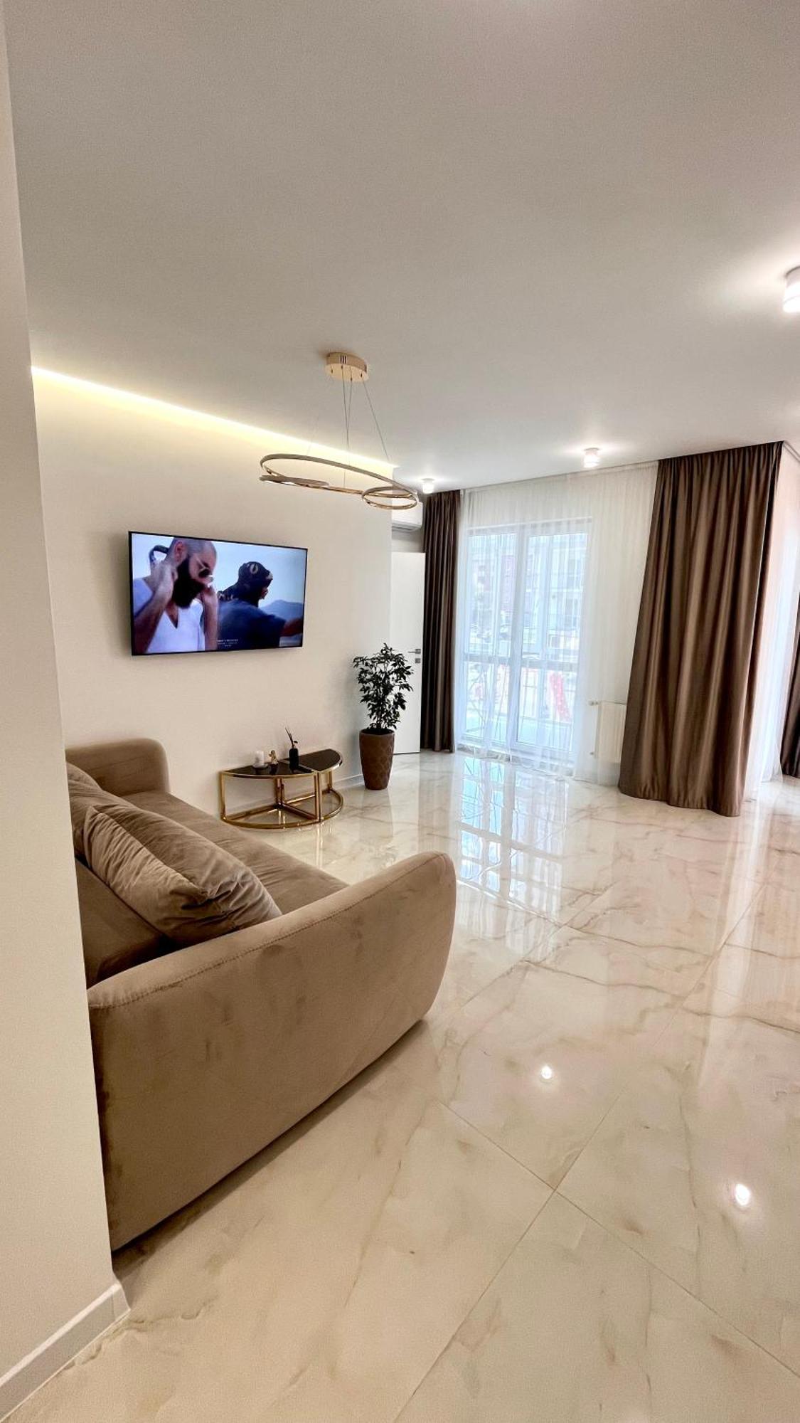 Жк Great Britain Apartment Lviv Bagian luar foto